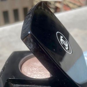 Chanel contour powder Ombré Contraste Notorious